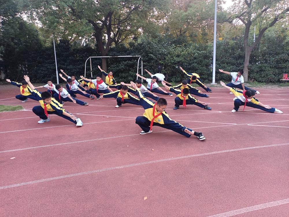 ad8a15287f6f4085aa5b95ec93d56f25.jpg ad8a15287f6f4085aa5b95ec93d56f25.jpg