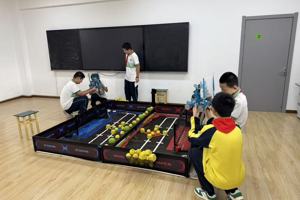 联动赋能促成长   社团出彩绘青春